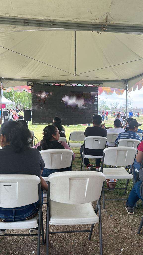 Instalan cinito en El Chamizal | El Bordo