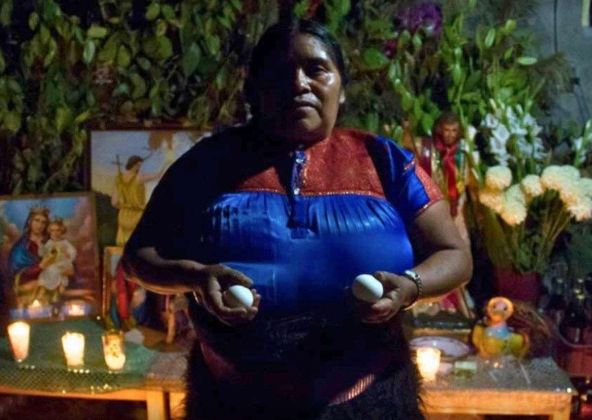 Curar de espanto, una de las enfermedades populares en México 