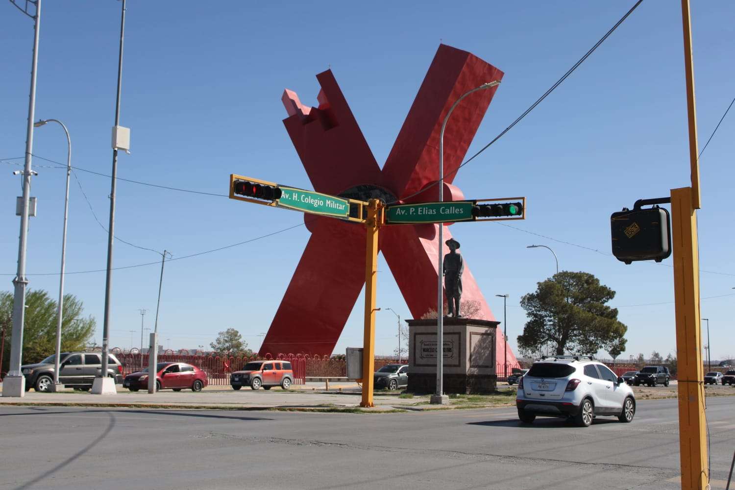 Implementa Seguridad Vial operativo por Americup en Plaza de la Mexicanidad