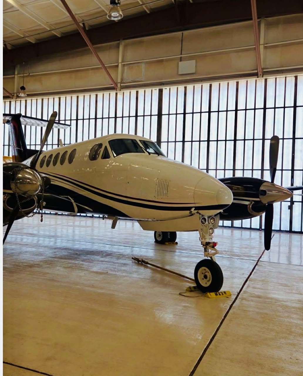 EL AVIÓN