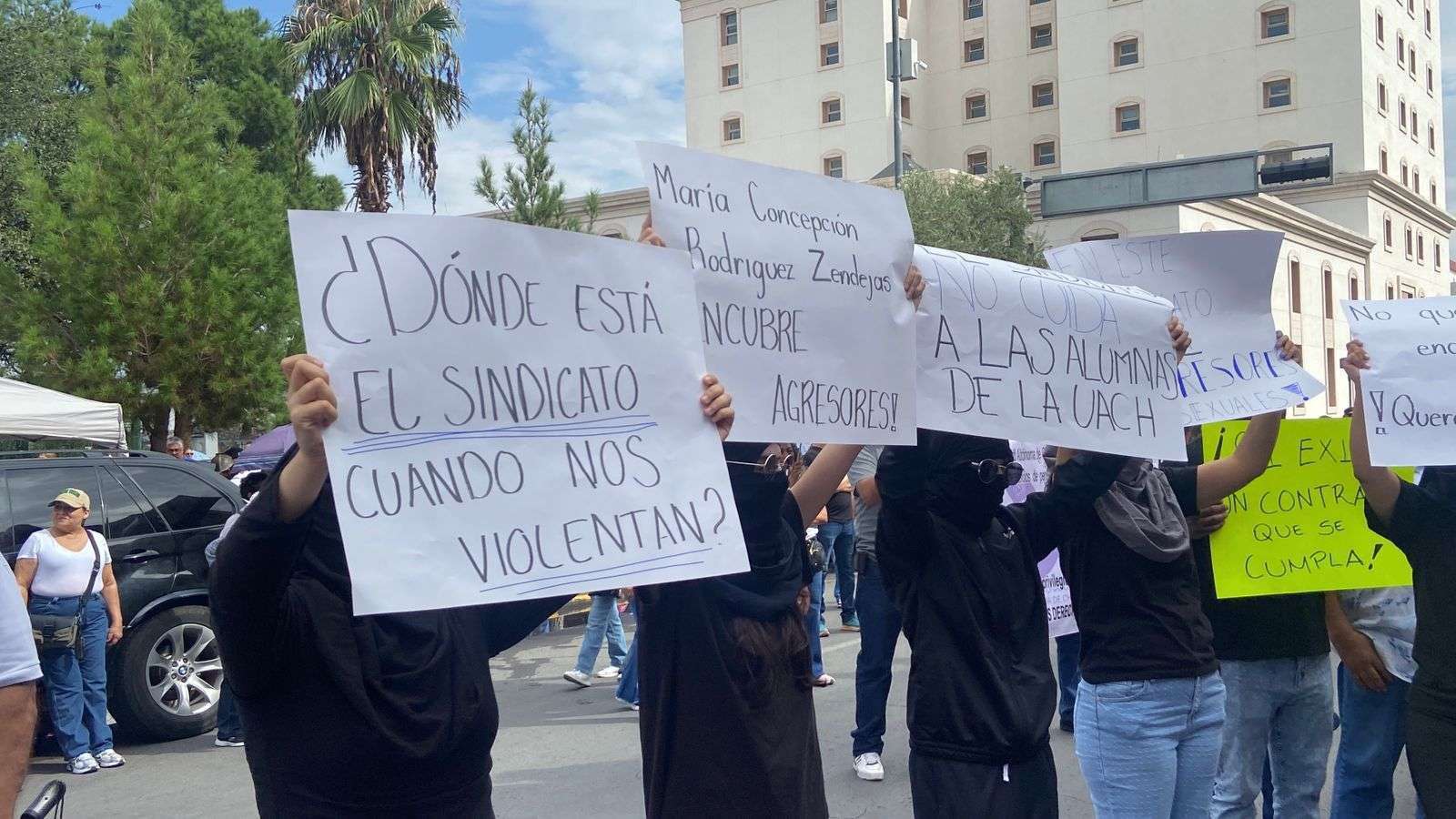 EL CHIRRIÓN