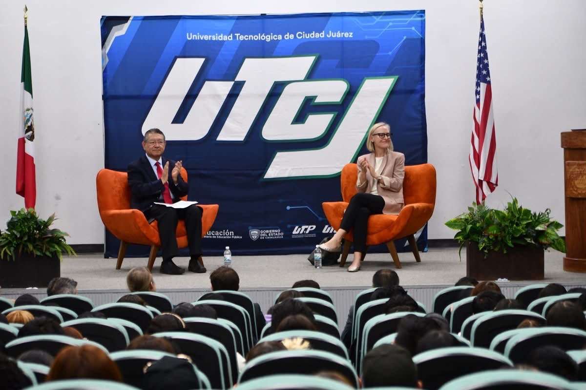 Cónsul de Estados Unidos visita la UTCJ