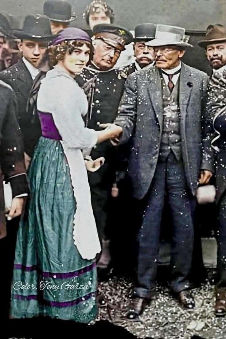 La Gitana y El Chacal, Junio 1913