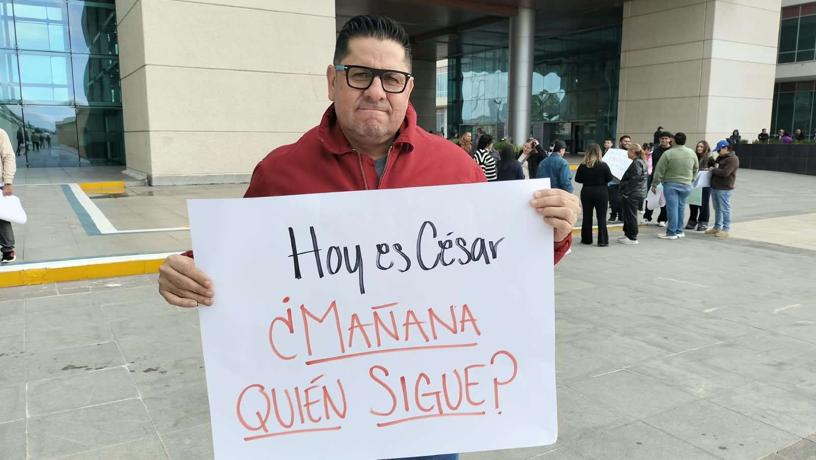 Califica Regidor Félix Martínez a Jáuregui como preso político
